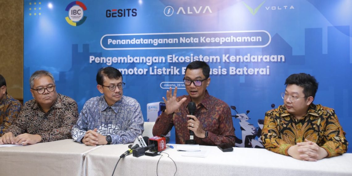 PLN Dukung Penuh Langkah IBC dan Manufaktur Standarkan Baterai untuk Permudah Pengguna Molis