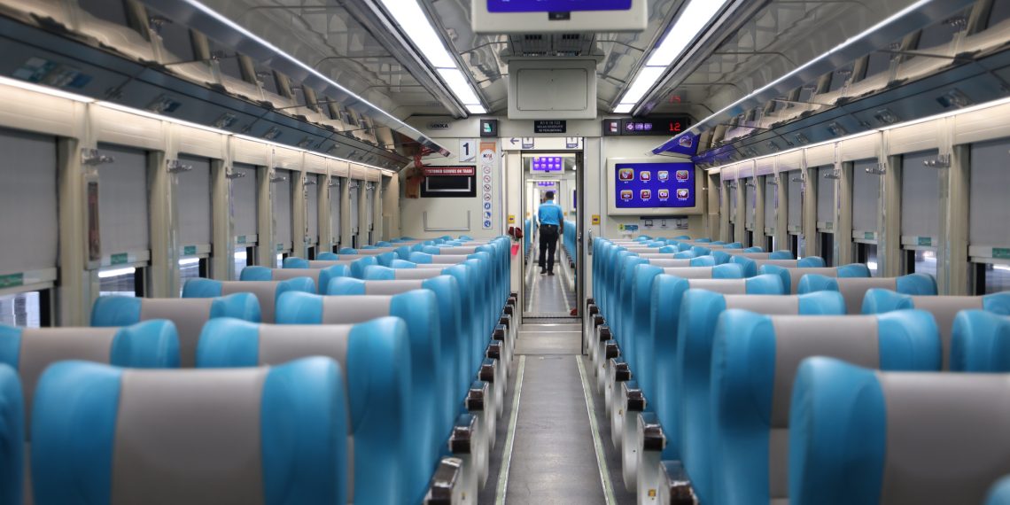 Libur Isra Miraj dan Tahun Baru Imlek, Daop 3 Cirebon Sediakan 18.742 Tiket KA