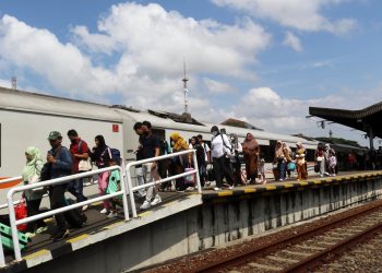 KAI Daop 3 Cirebon Perkuat Transportasi Publik dengan Tarif Terjangkau