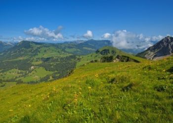28 Maret 2026, Pendakian Gunung Rinjani Kembali Dibuka dengan Standar Global